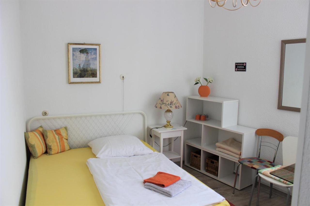 Hotel Zur Post Schwanheim Frankfurt am Main Ngoại thất bức ảnh